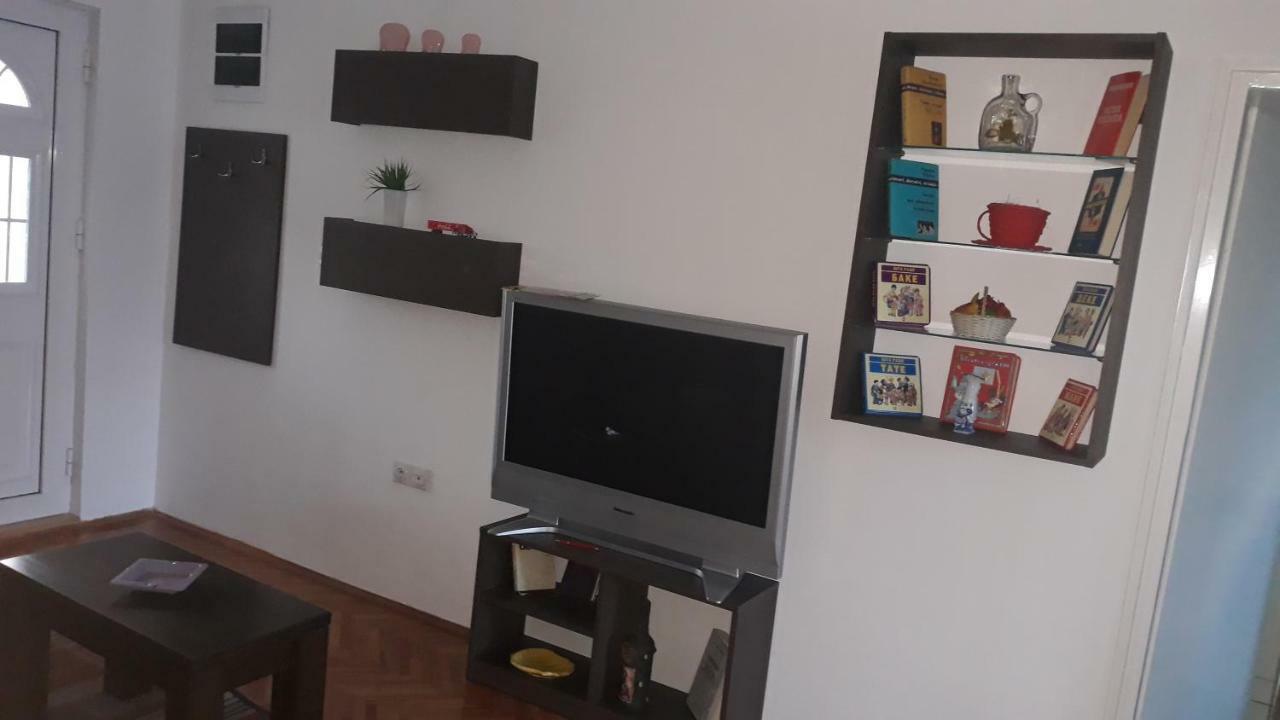 Apartment Lela *